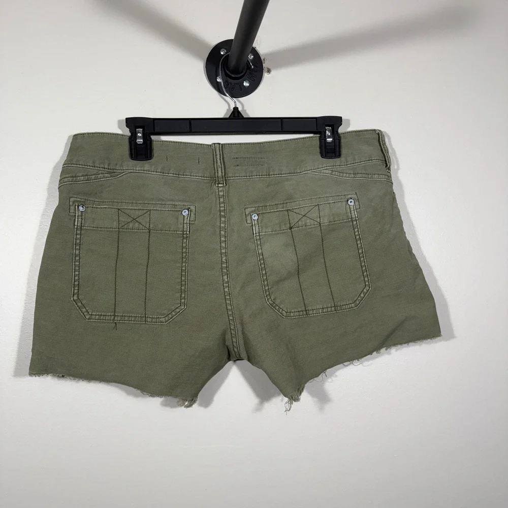 PILCRO Anthropologie Olive Green The Wanderer Utility Shorts Size 31 - Picture 4 of 7